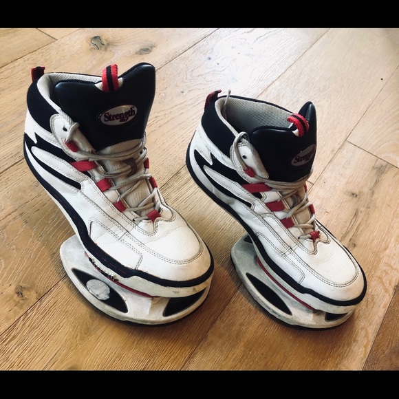strength shoes 90s